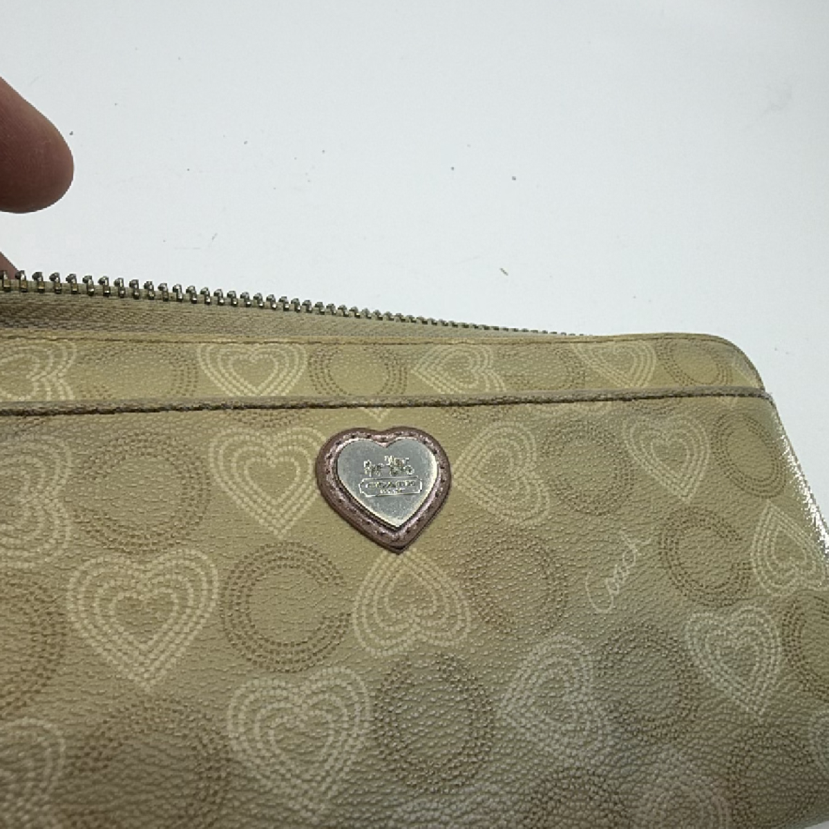 Coach Beige Heart C Coated Canvas Zip Around Wallet