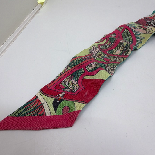 Hermès Les Nouveaux Amoureux de Paris Red Silk Twill Scarf