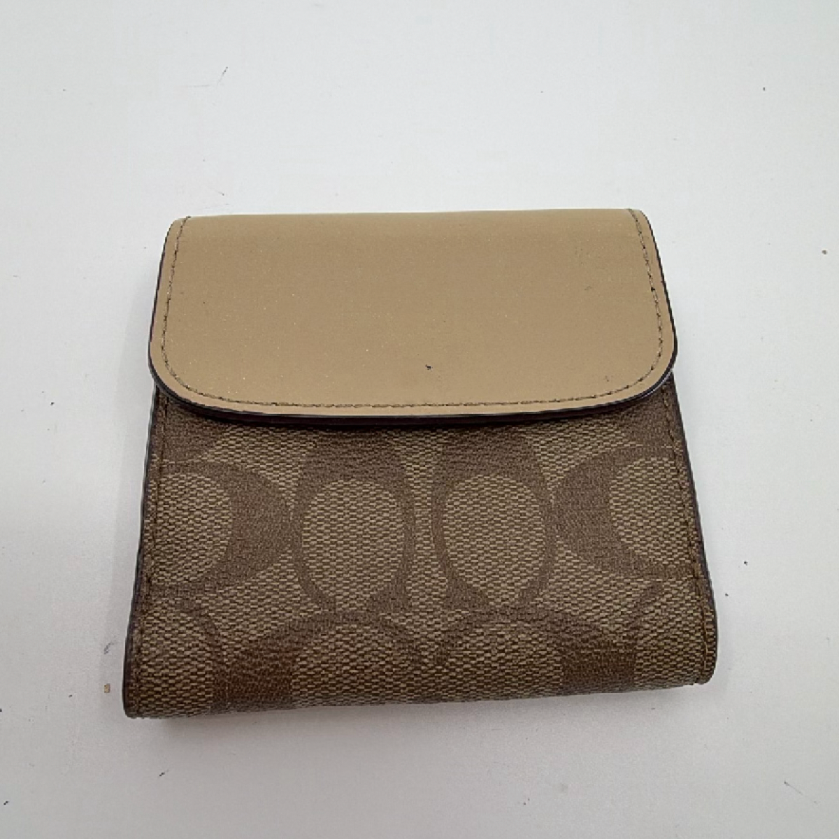 Coach Signature C Brown Beige Patent Leather Wallet