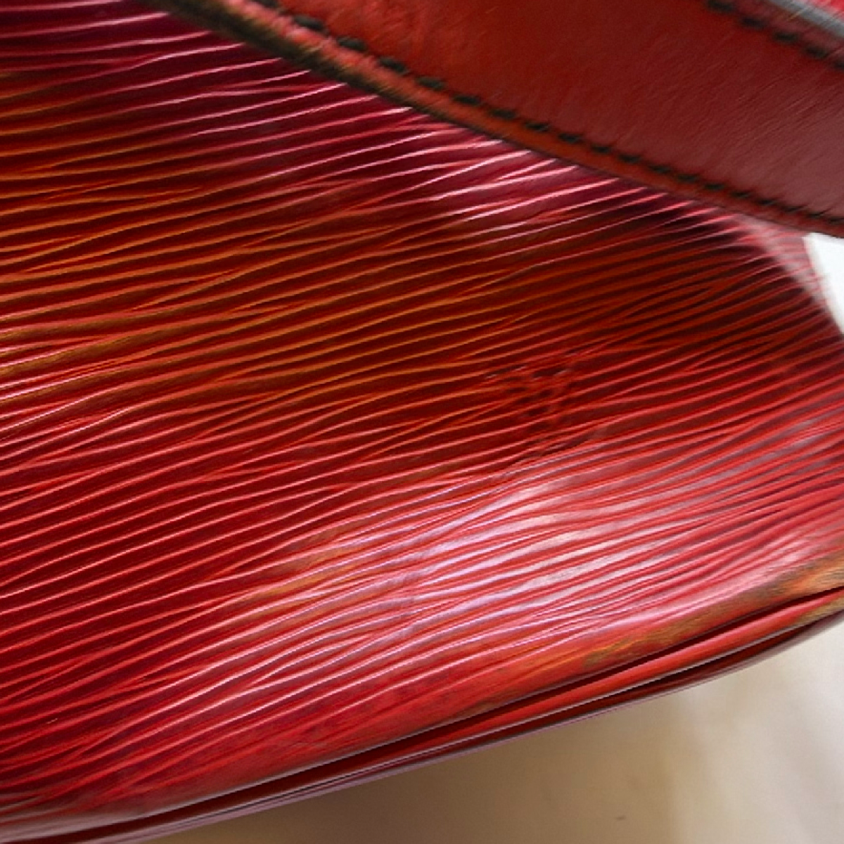 Louis Vuitton Petit Noé Red Epi Leather Bucket Bag