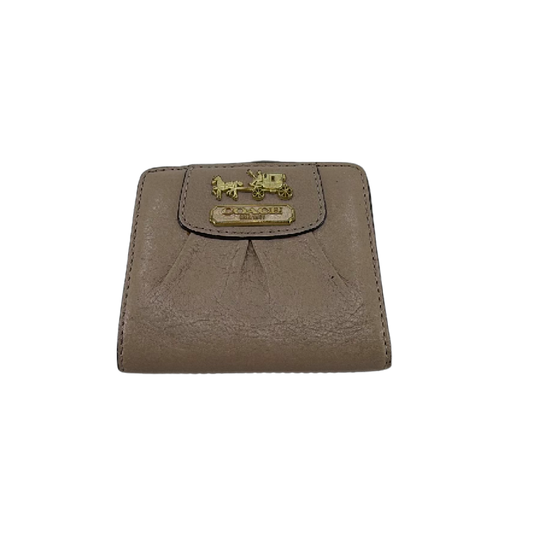 Coach Beige Leather Wallet