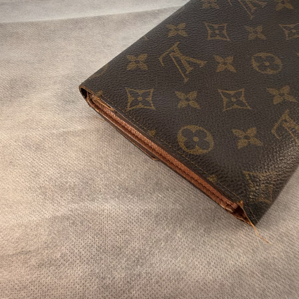 Louis Vuitton Sarah Wallet Brown Monogram Canvas Wallet