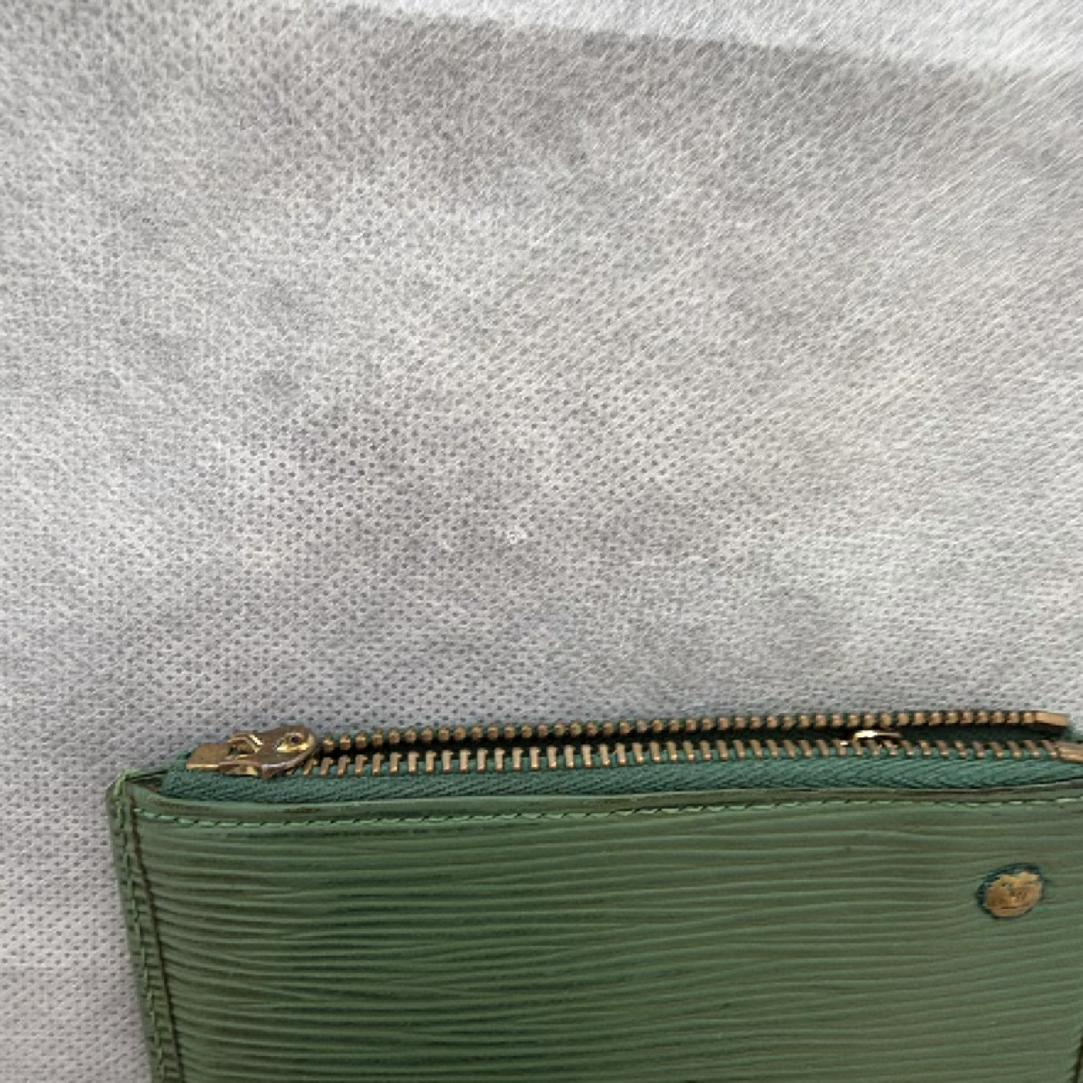 Louis Vuitton Pochette Clés Green Epi Leather Key Pouch