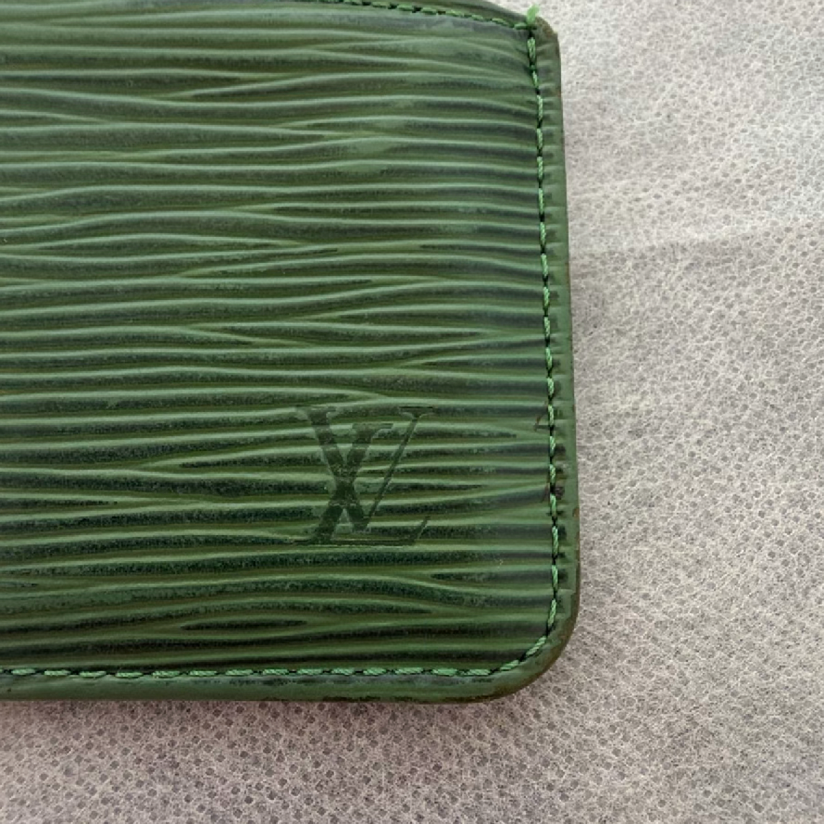 Louis Vuitton Pochette Clés Green Epi Leather Key Pouch