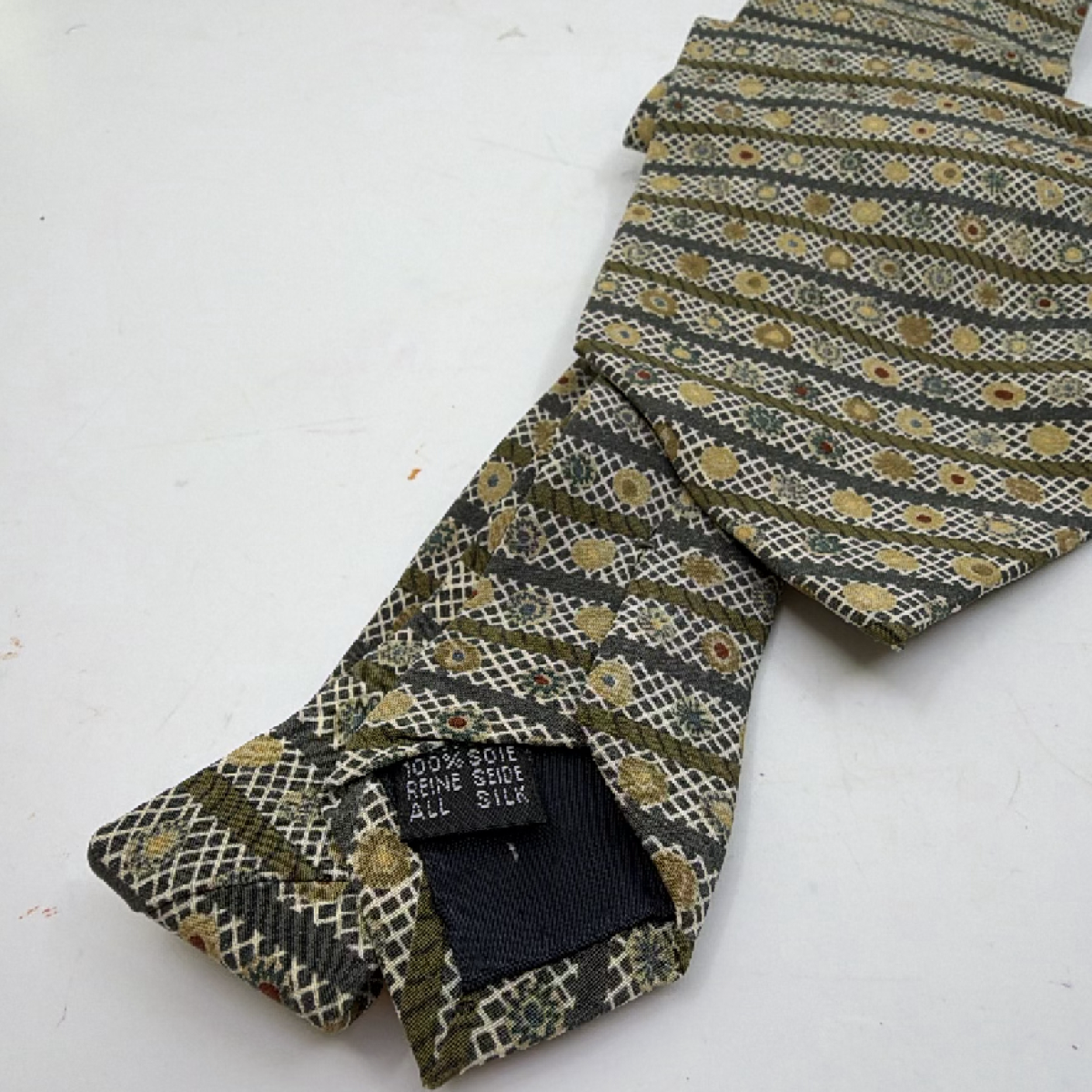 Stella Geometric Floral Green Silk Necktie