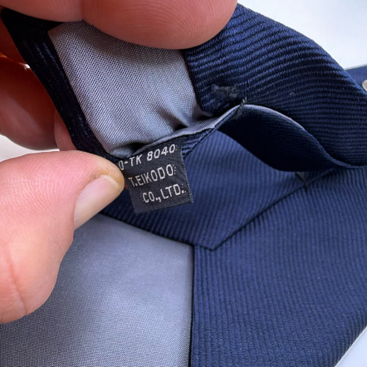 Asuka Cruise Embroidered Blue Silk Blend Tie