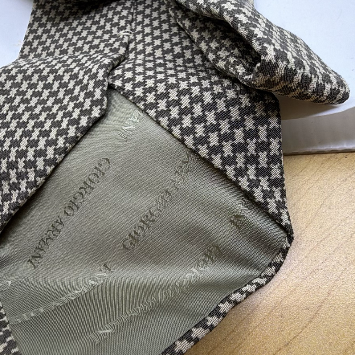 Giorgio Armani Houndstooth Brown Silk Tie