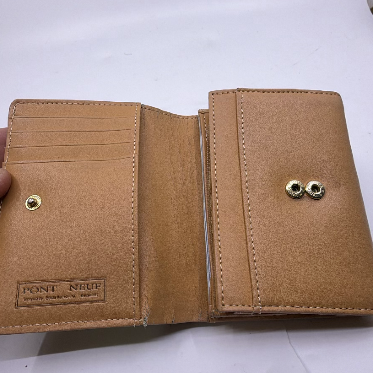 Pont Neuf Green Ostrich Leather Bifold Wallet