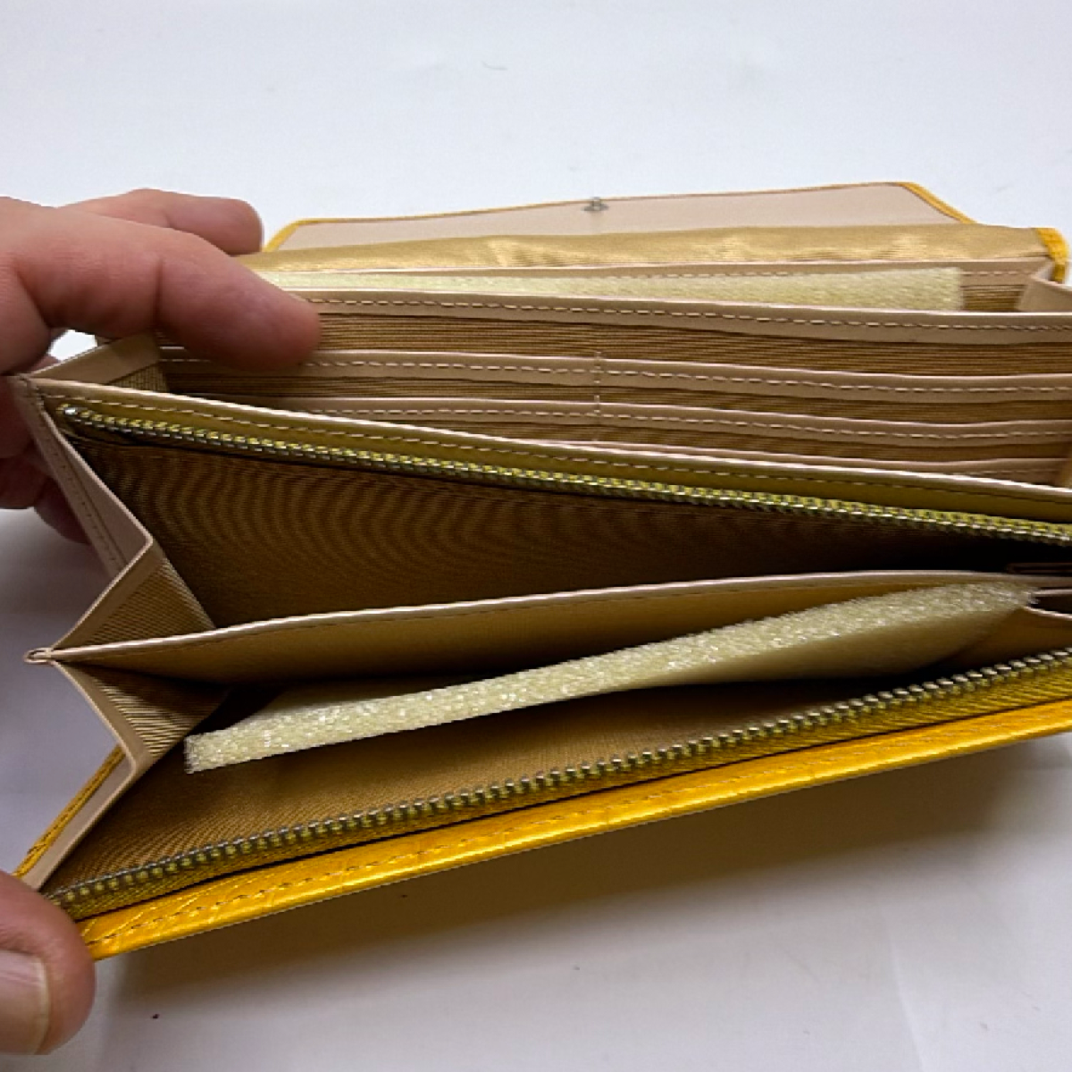 Le Prairies Ginza Continental Wallet Gold Crocodile Embossed Leather Wallet