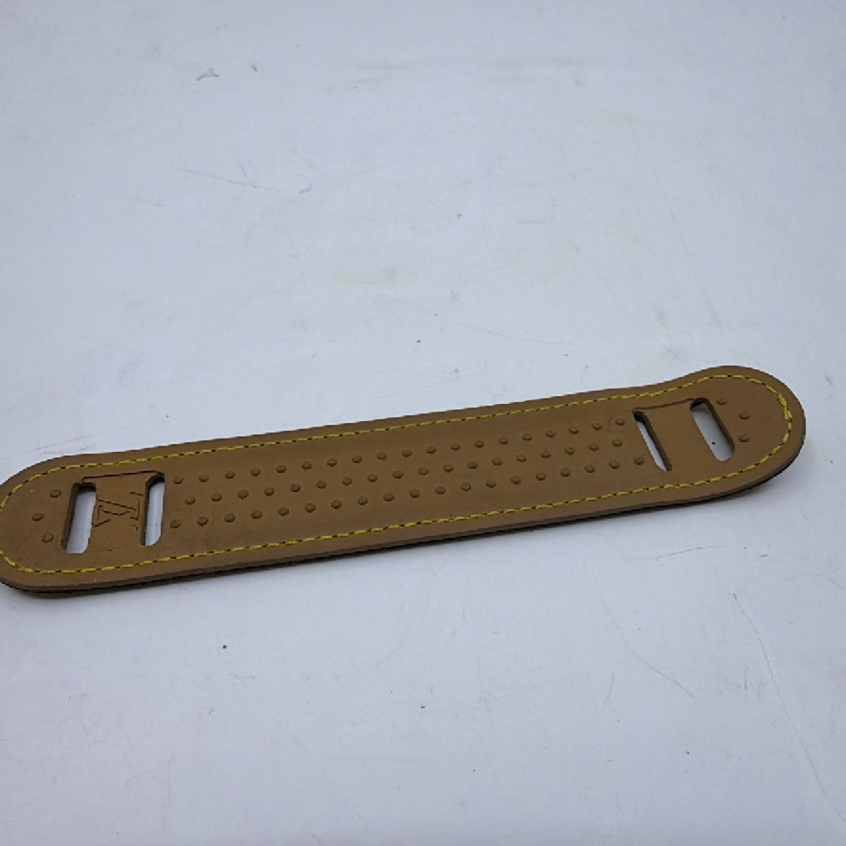 Louis Vuitton Shoulder Pad Beige Vachetta Leather