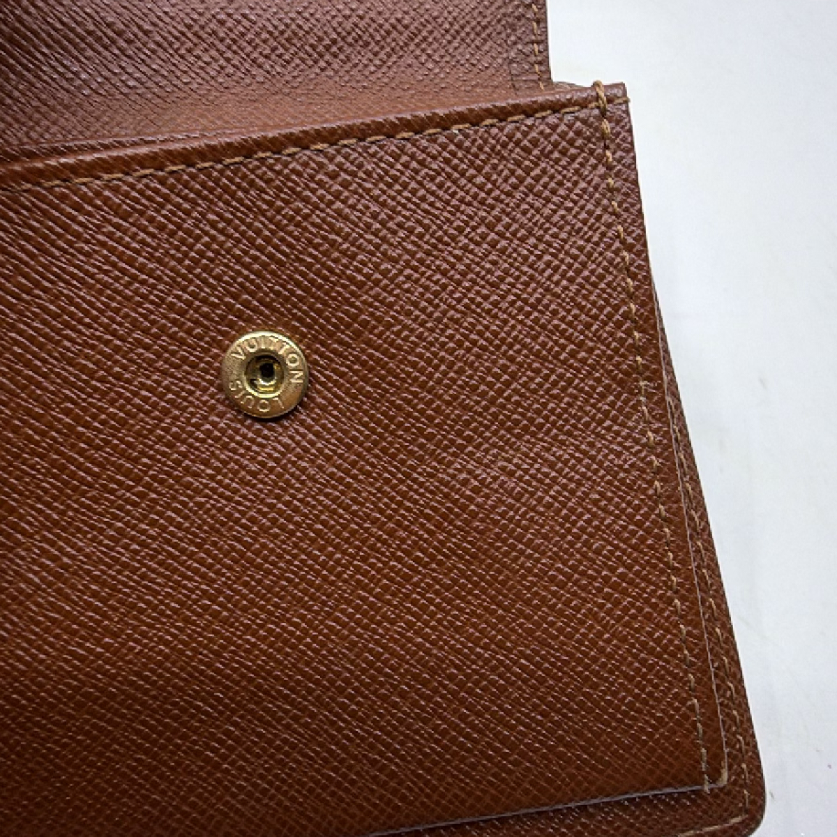 Louis Vuitton Monogram Porte Monnaie Billets Cartes Credit Wallet