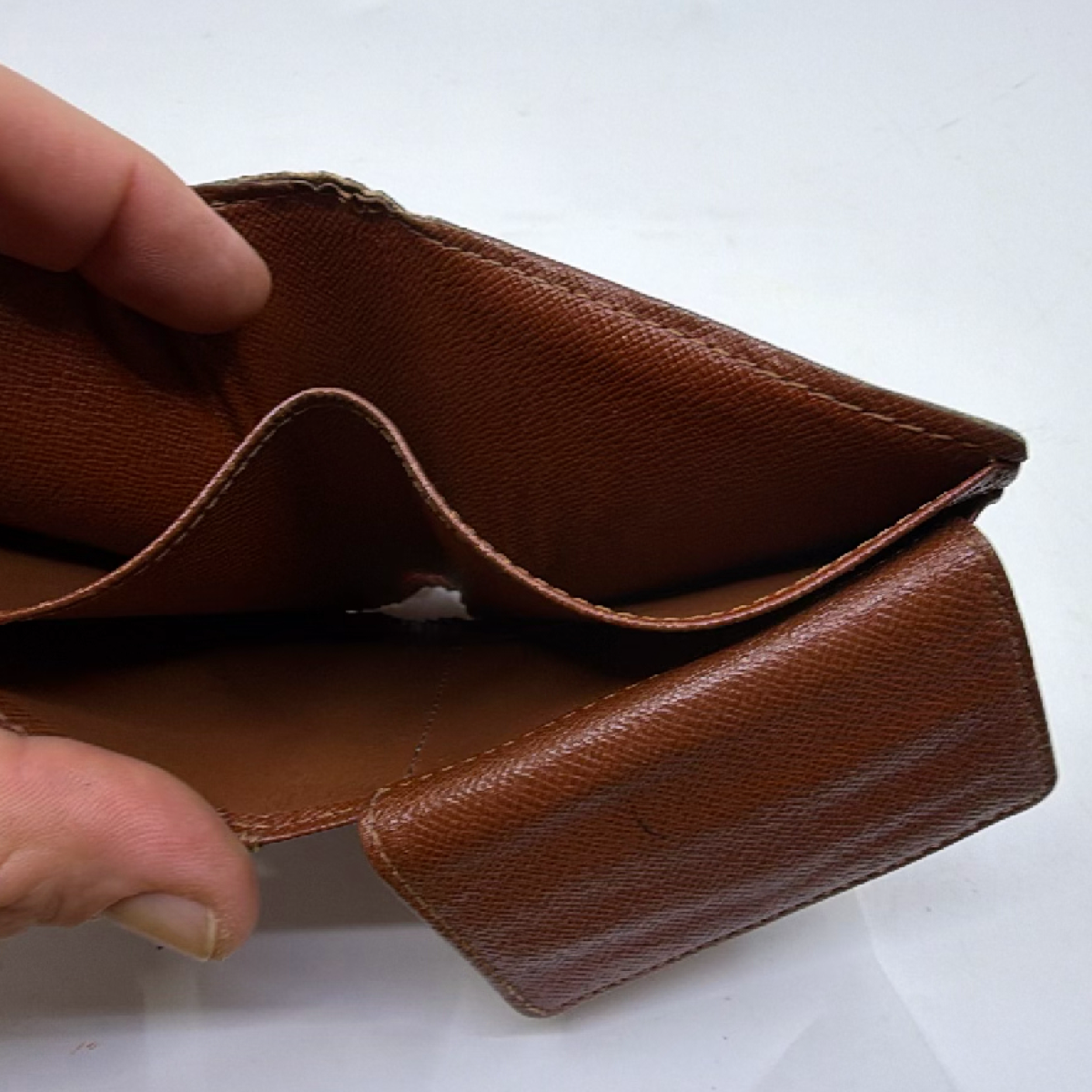 Louis Vuitton Monogram Porte Monnaie Billets Cartes Credit Wallet