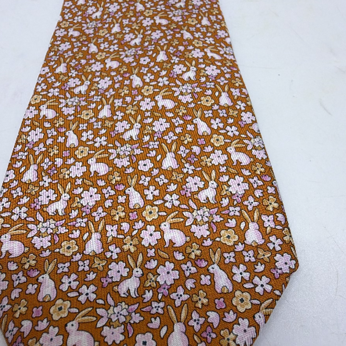 Salvatore Ferragamo Rabbit Floral Print Brown Silk Tie