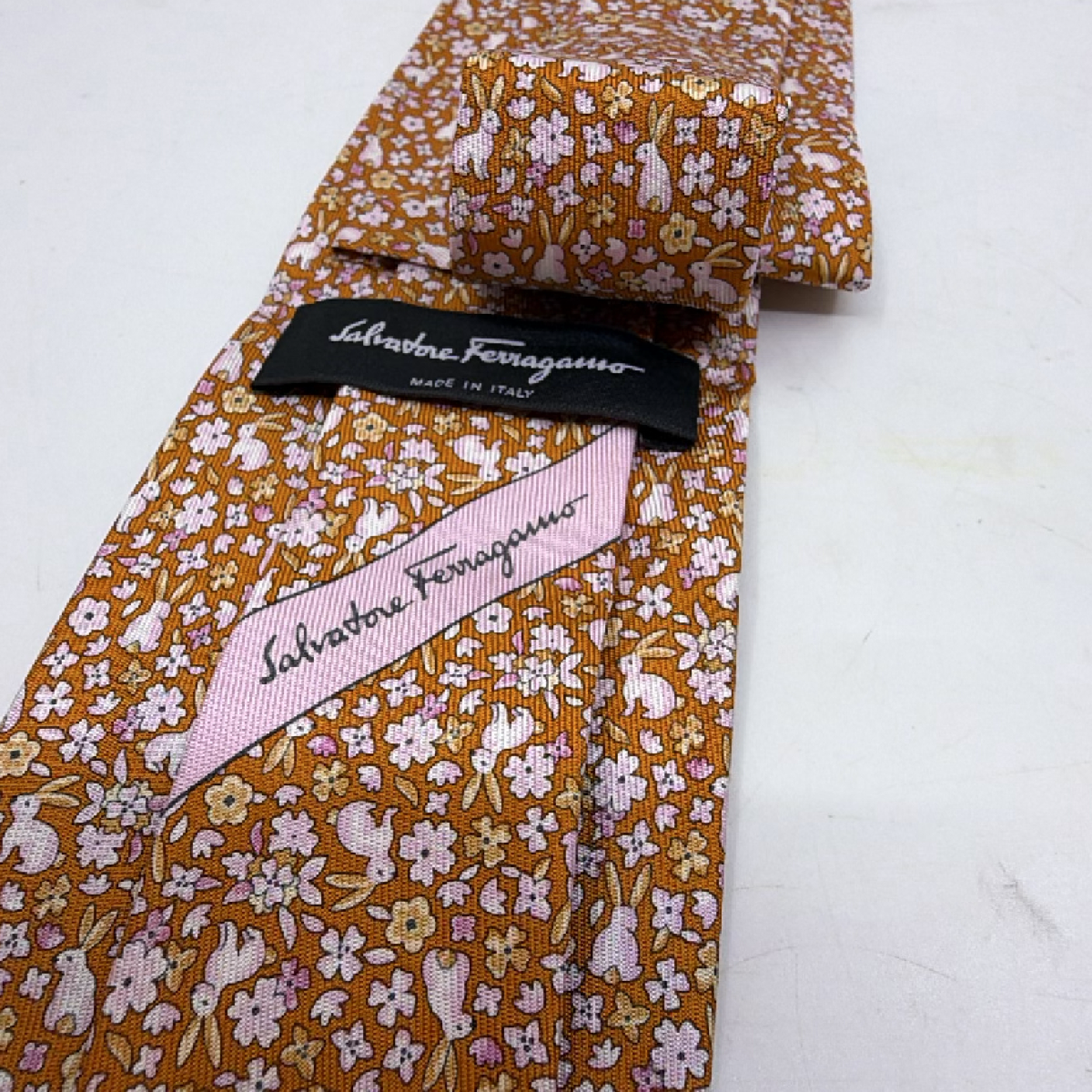 Salvatore Ferragamo Rabbit Floral Print Brown Silk Tie