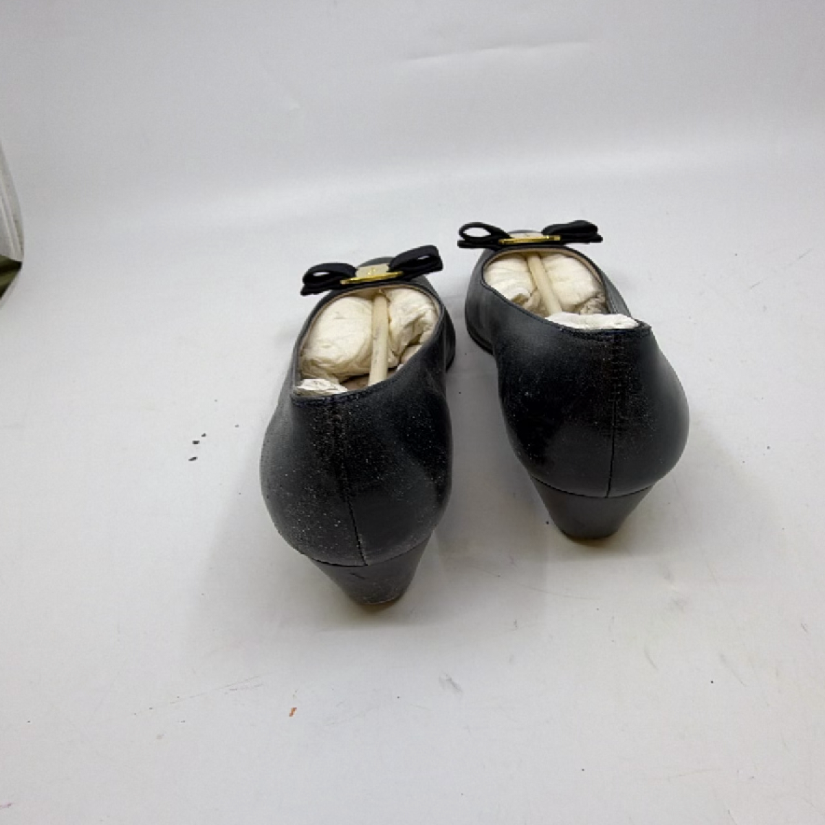 Salvatore Ferragamo Vara Black Leather Pump