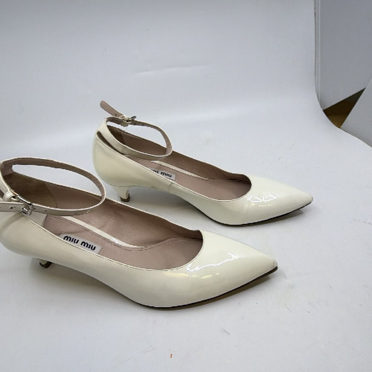 Miu Miu Ankle Strap Kitten Heel White Patent Leather 36 Pump