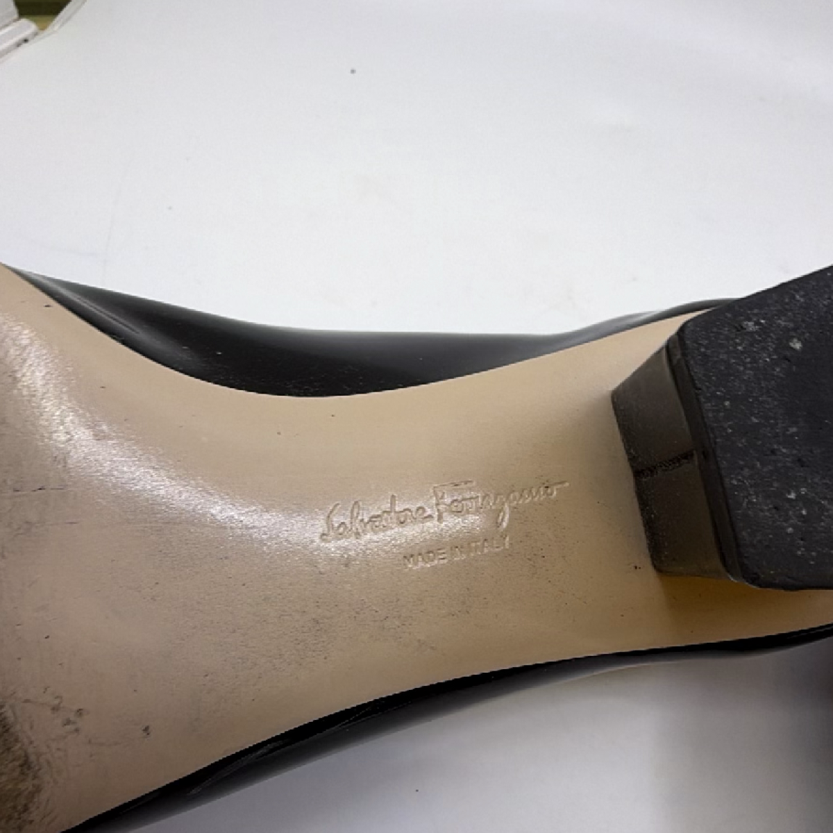 Salvatore Ferragamo Block Heel Buckle Black Patent Leather 6 Pump