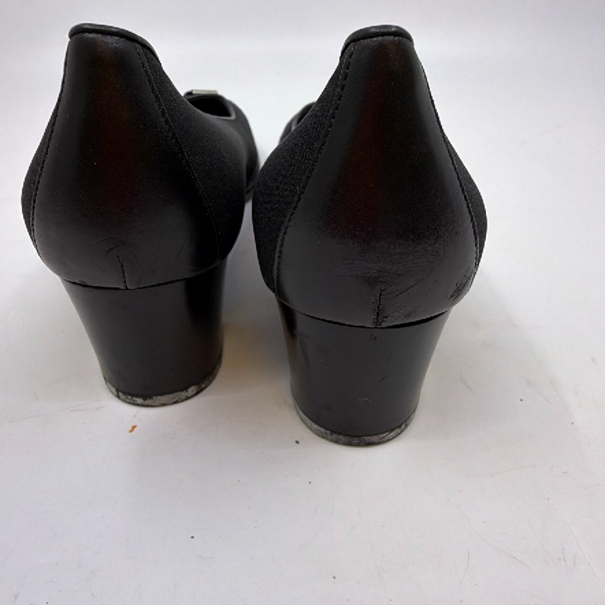 Salvatore Ferragamo Tassel Block Heel Black Textile Leather 7D Pump