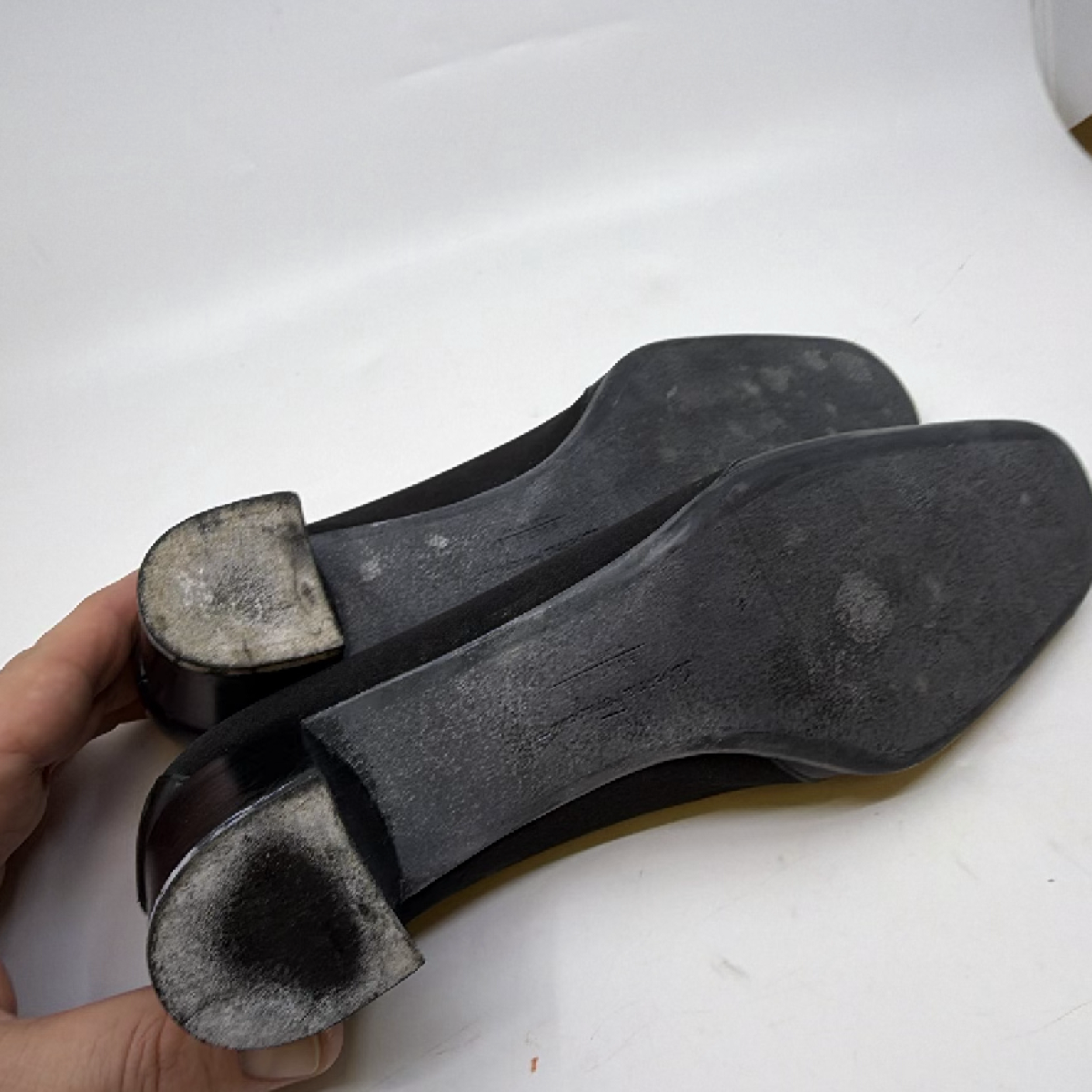 Salvatore Ferragamo Tassel Block Heel Black Textile Leather 7D Pump