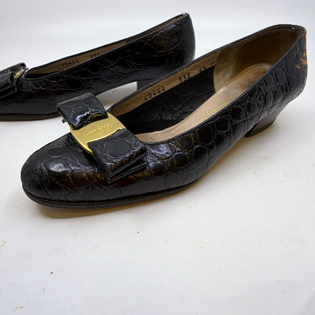 Salvatore Ferragamo Vara Black Croc-Embossed Leather 4.5C Pump