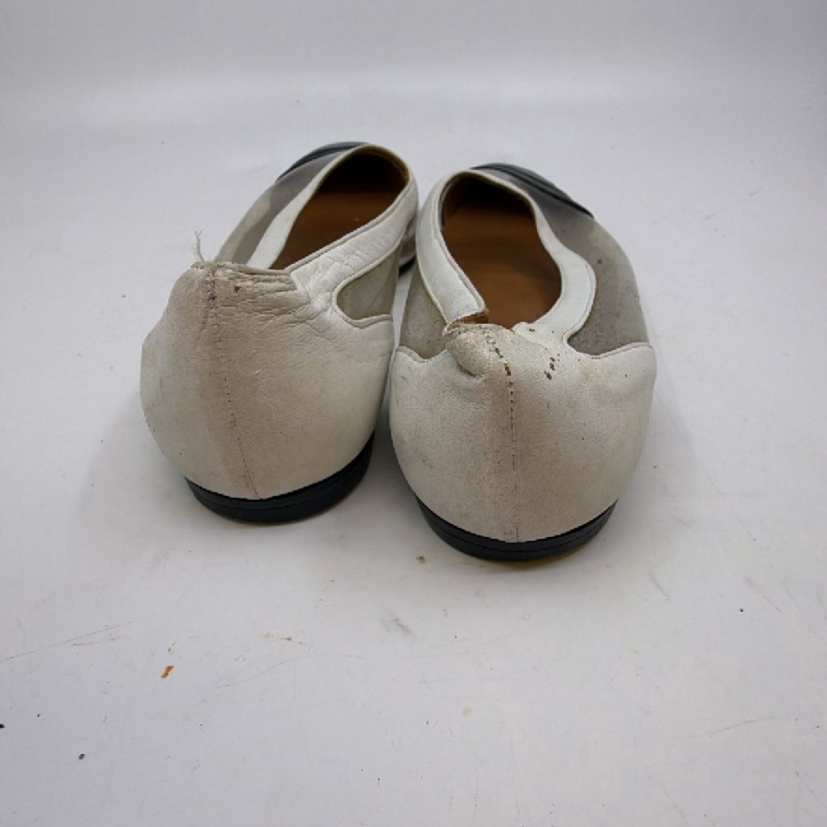 Giorgio Armani Transparent Cap Toe Leather Flat 36.5