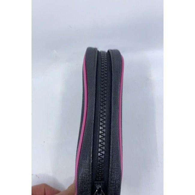 Gucci Black Trademark Cosmetic Bag