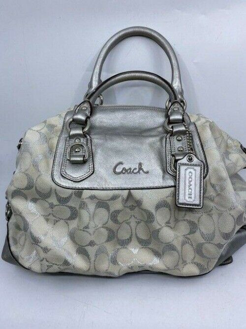 coach silver beige fabric shoulder bag