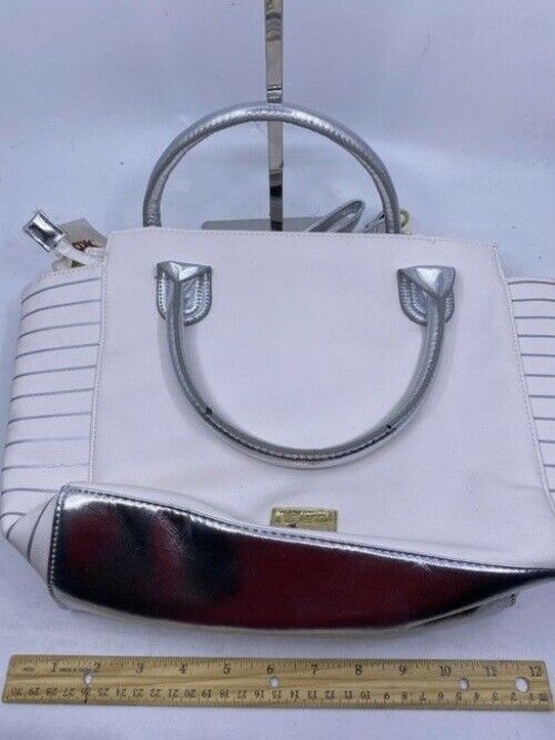 Betsey Johnson Love Kissing Unicorn White Faux Leather Shoulder Bag