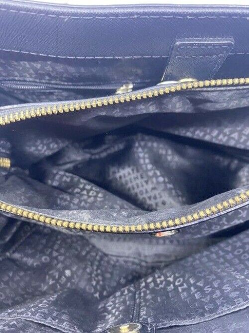 Kate Spade Multi Compartment Zip Middle Zip Black Leather Cross Body Bag