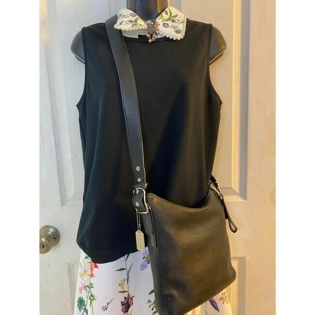 coach medium w adjustable strap black leather cross body bag