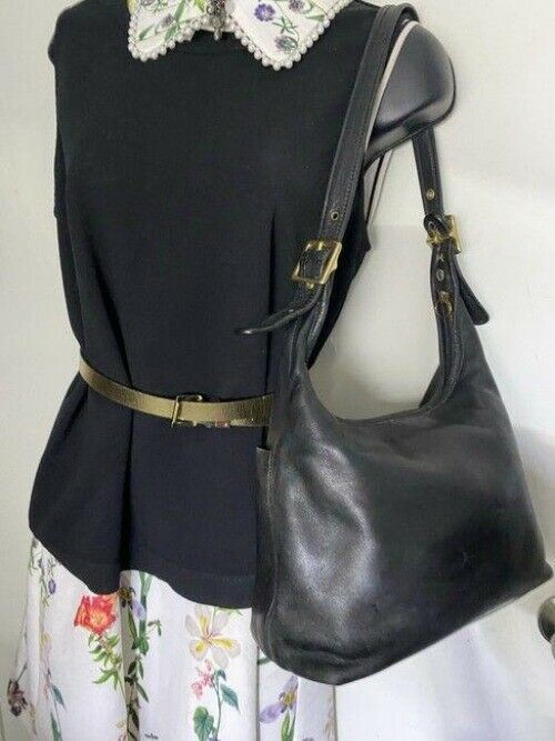 coach vintage black leather shoulder bag