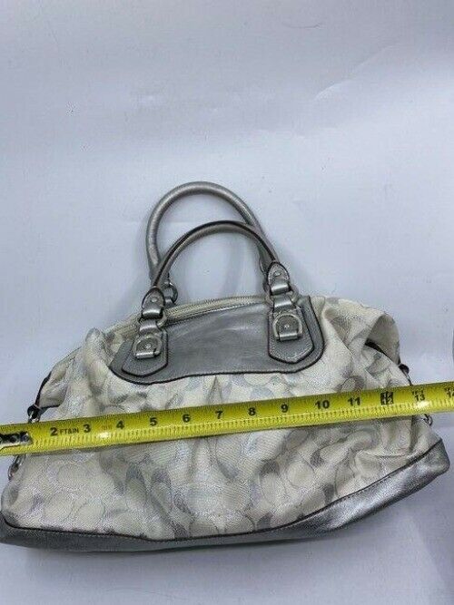 coach silver beige fabric shoulder bag