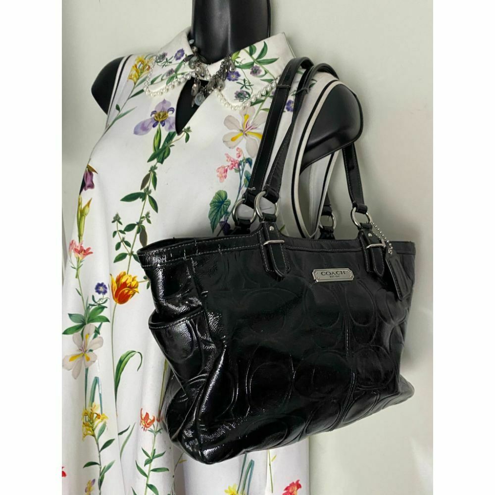 COACH Large Patent Leather Black Shoulder Bag