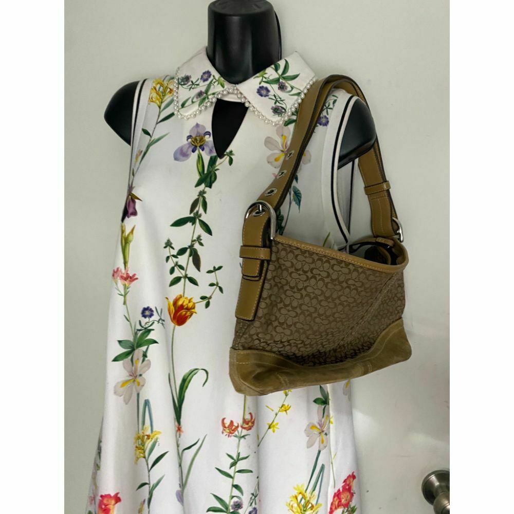 Coach Women's Brown Medium Fabric Shoulder Bag