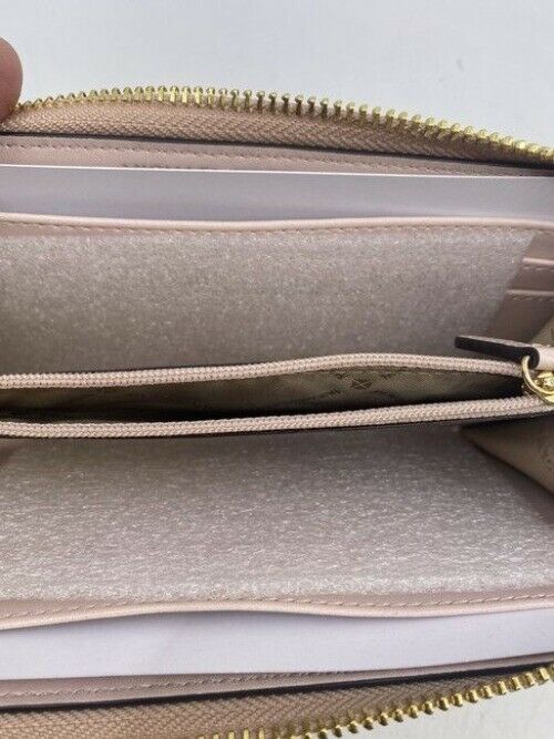 Michael Kors Pink New Jet Set Travel Large Logo Qu Solto Sig Coated Wallet