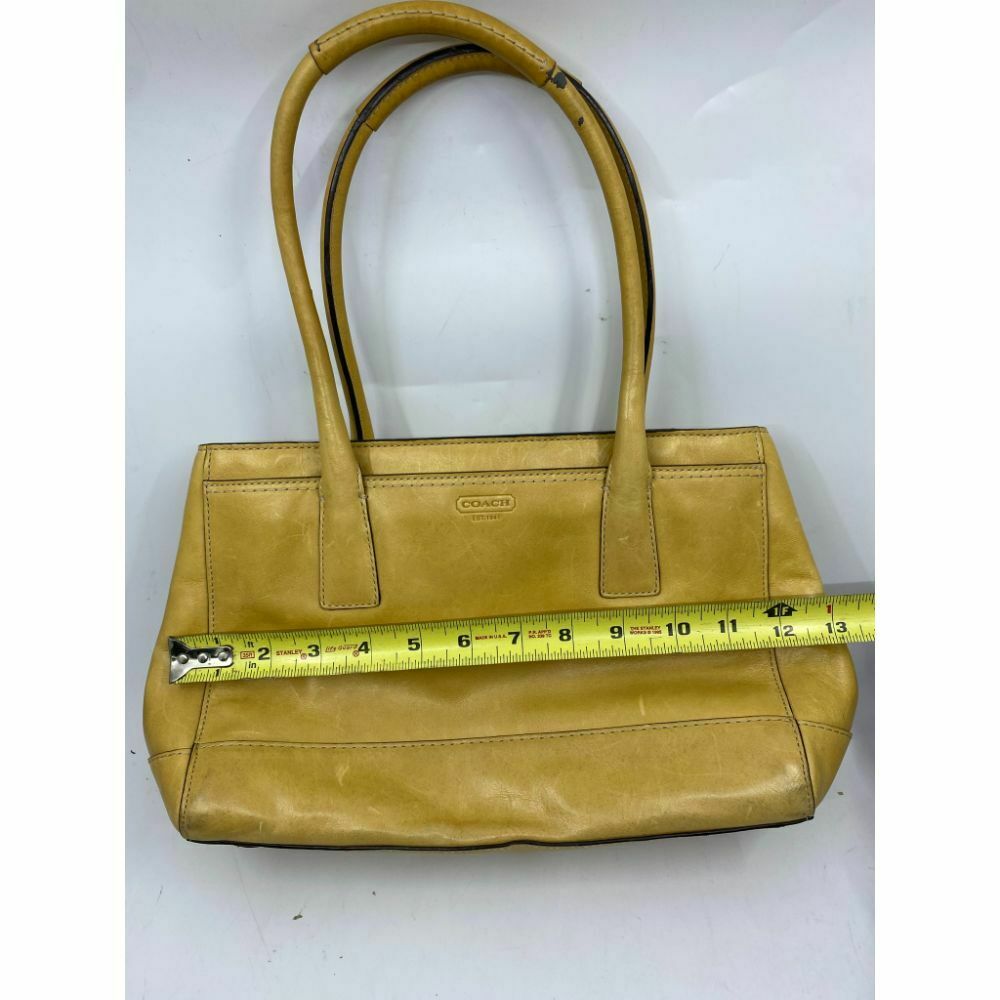 COACH Medium/ Large Leather Gold Shoulder Bag