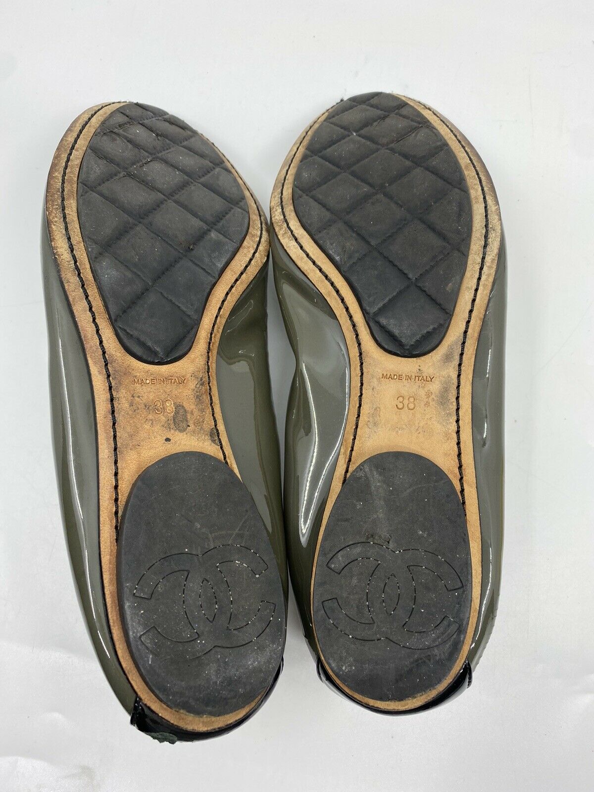 Chanel Classic Ballerina Cap Toe Flats 7.5
