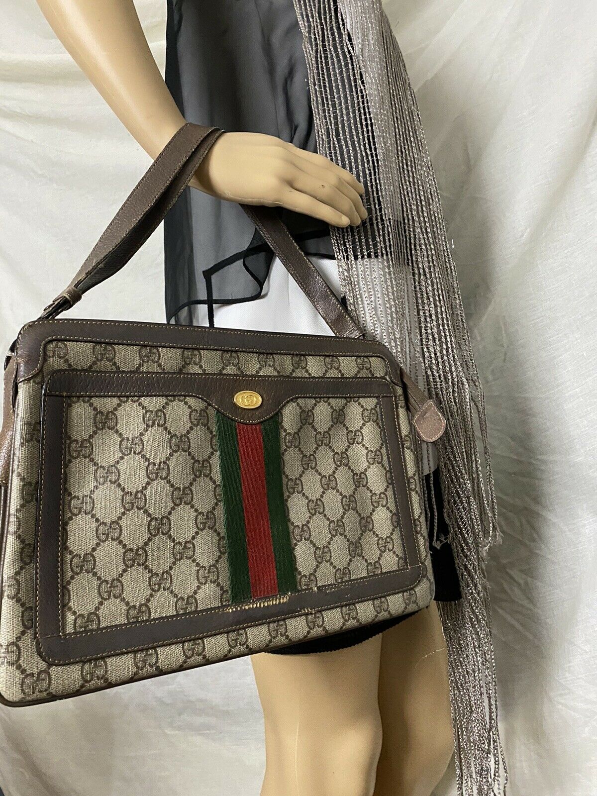 GUCCI Vintage  Brown Canvas/  Leather Shoulder Bag W Adjustable Strap