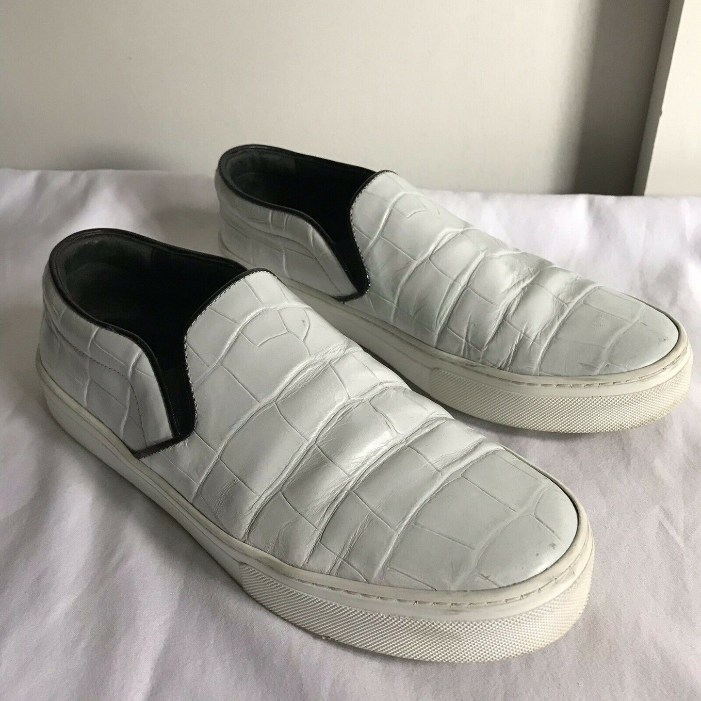 CELINE White Croc Embossed Size 9