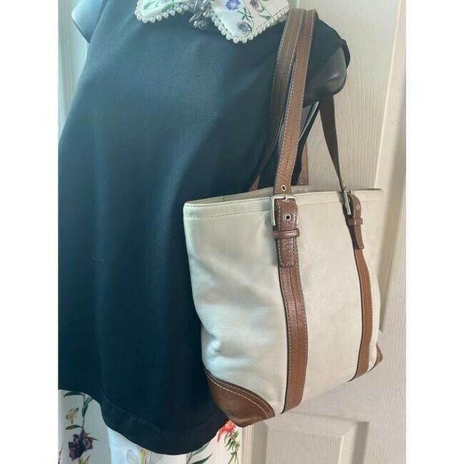 COACH Large White Brown Leather Shoulder Bag