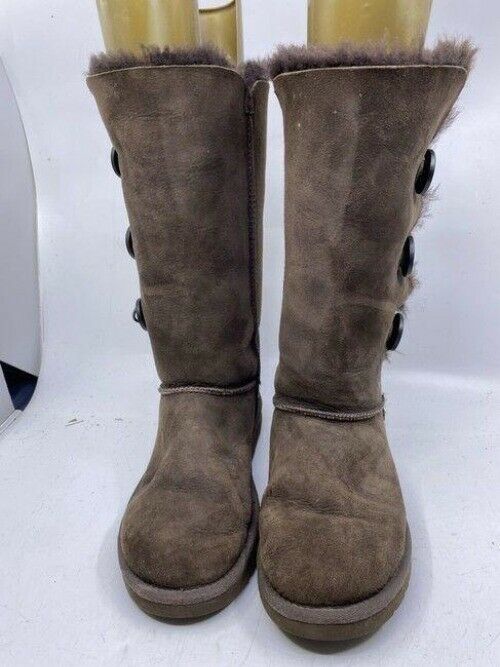Ugg Australia Brown Button Classic Tall Bootsbooties Size Us