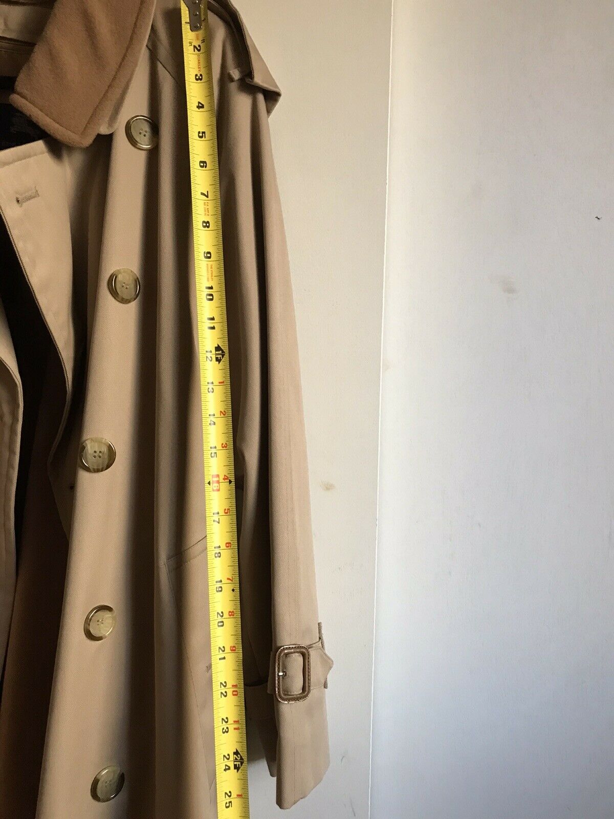 BURBERRY Men’s Khaki Trench Coat Excellent! XL