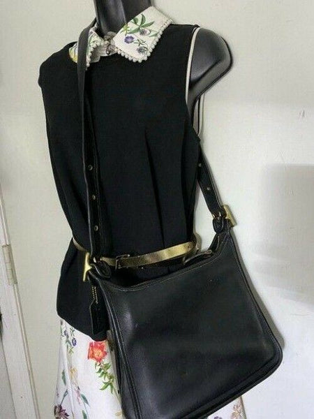coach vintage medium black leather cross body bag