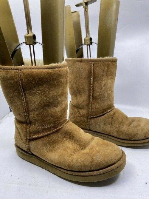 Ugg Australia Tan Mid Height Classic Bootsbooties Size Us