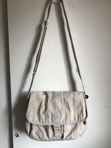 Kipling White Cross body