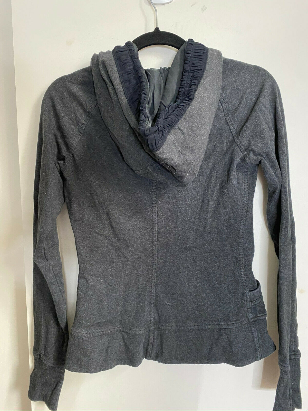 LULULEMON Womens Black Long Sleeves Stylish Hoodies Size: 4