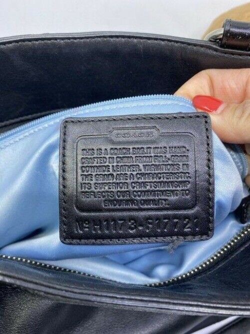 coach black leather shoulder bag