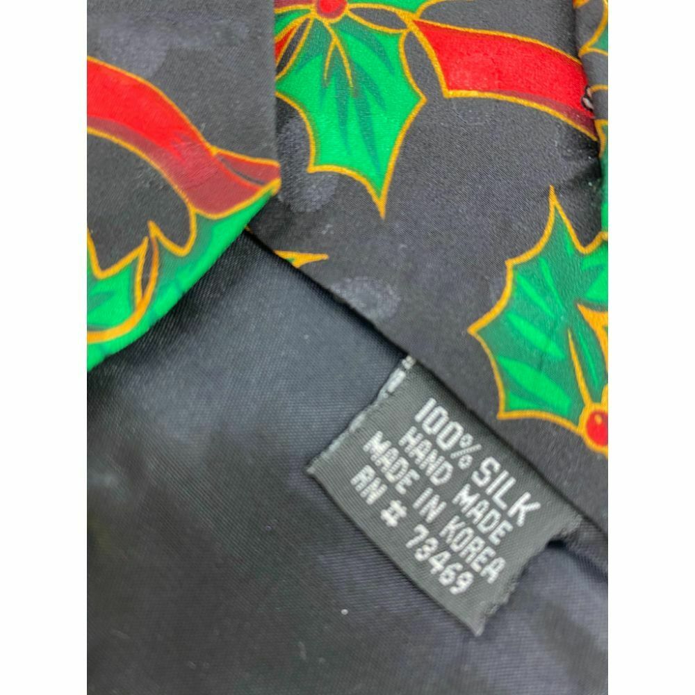 New! Mickey and Friends Disney Black Red Green Christmas Theme Neck Tie Msrp 59