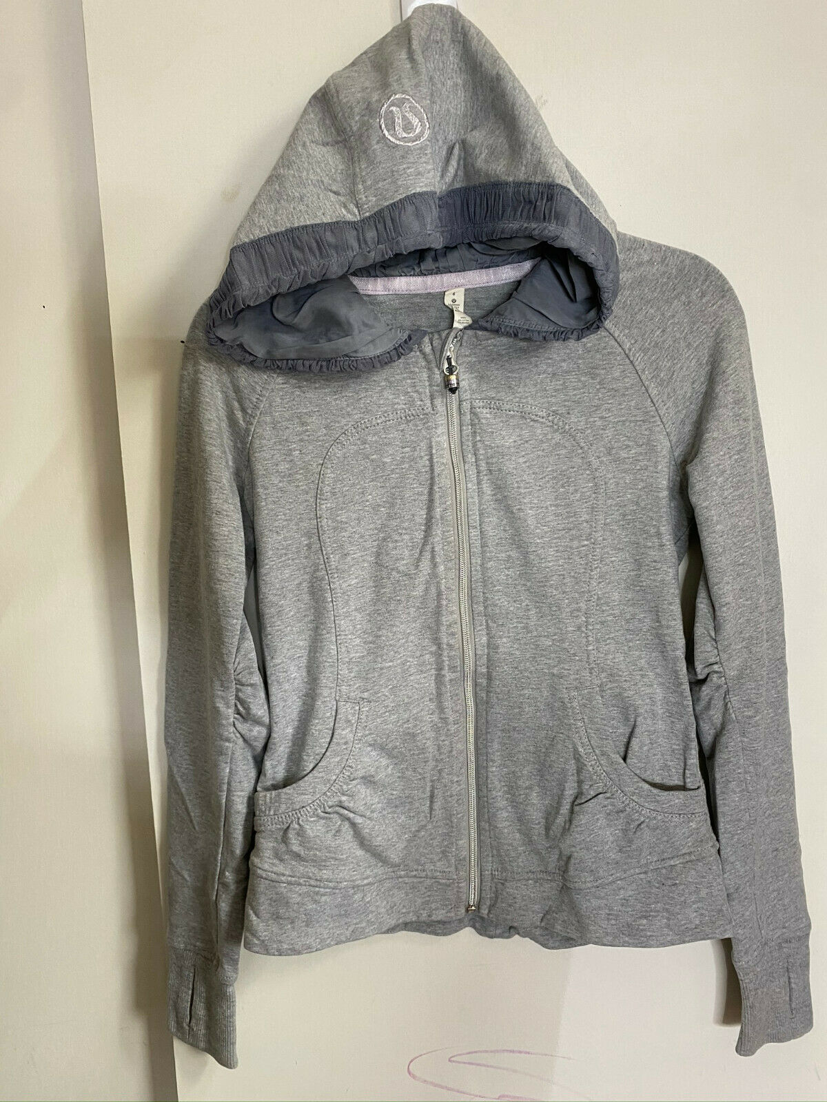 LULULEMON Womens Gray Long Sleeves Stylish Hoodies Size: 6