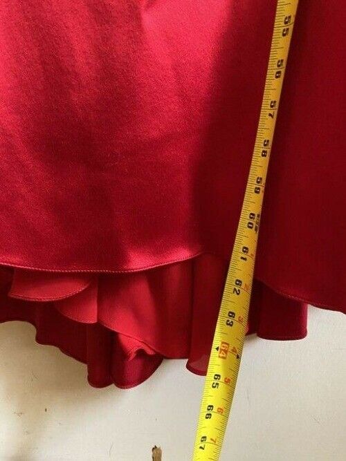carolina herrera red new gown msrp